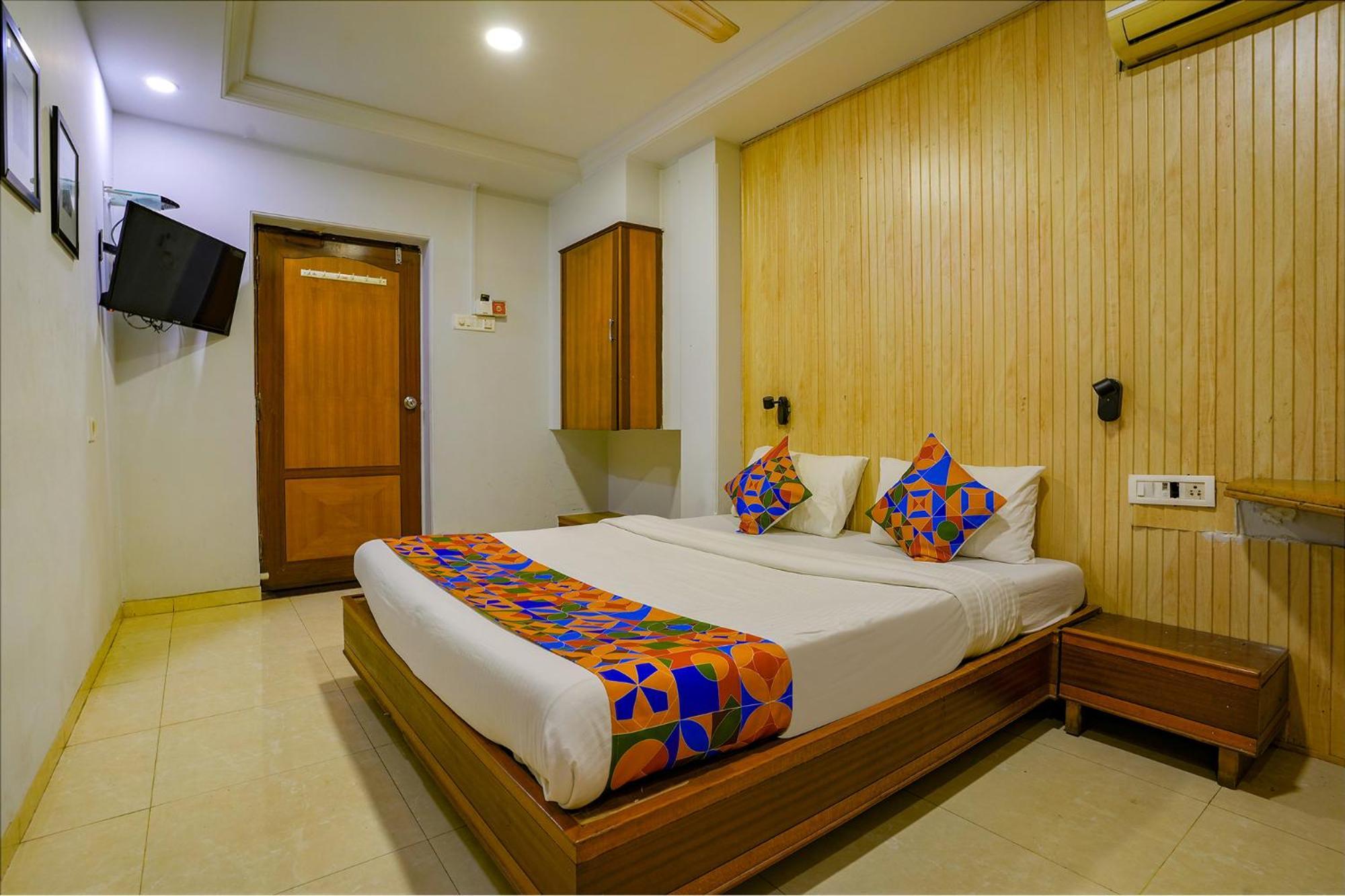 Fabexpress Manas Residency Hotel Mumbai Exterior photo